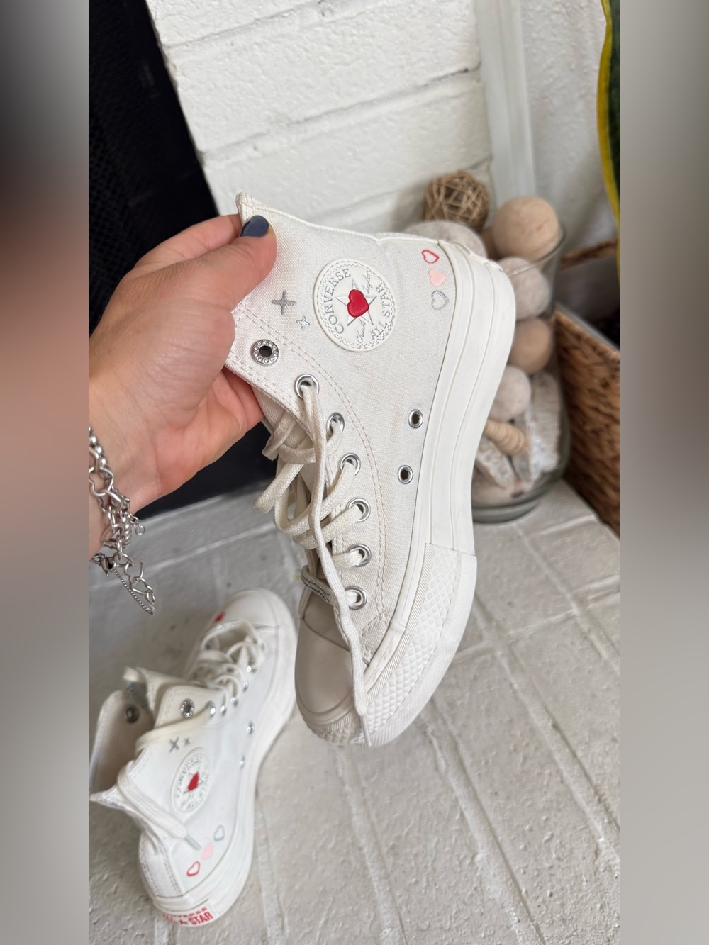 Converse Chuck Taylor All Star Lift Y2K Heart Platform High Top A09114C W 5.5 - Picture 7 of 10